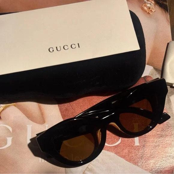 Gucci 💅✨ Black Designer GG Cat Eye Sunglasses Italy GG0957S 003 52-19-145 NEW - Picture 7 of 12